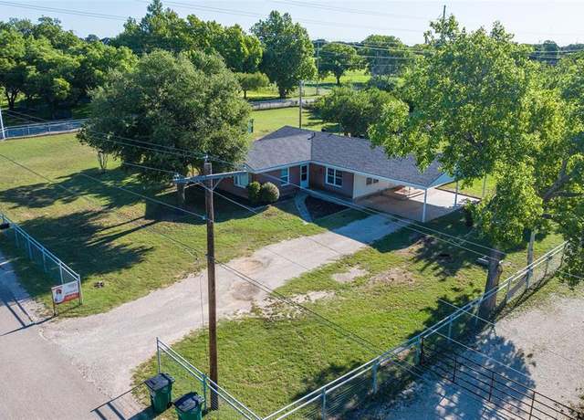 Property at 821 Cherry Ln, Clyde, TX 79510, 4 beds, 2 baths