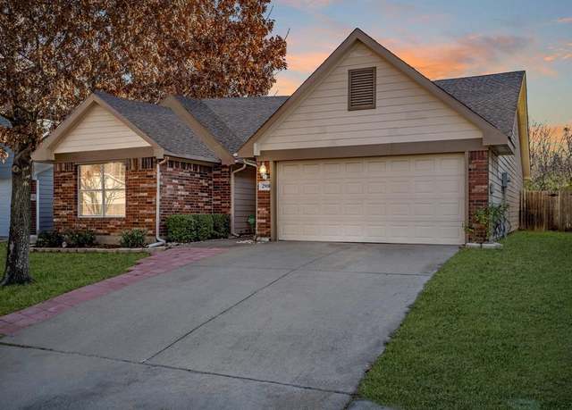Property at 2918 Saint Rita Dr, Dallas, TX 75233, 3 beds, 2 baths