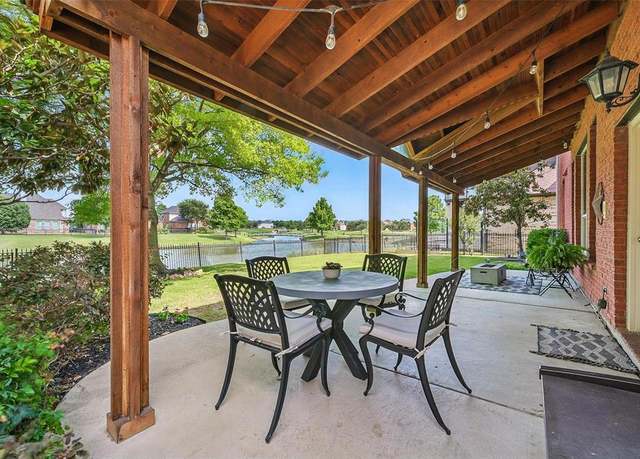 Property at 3882 W Crescent Way, Frisco, TX 75034, 4 beds, 3 baths
