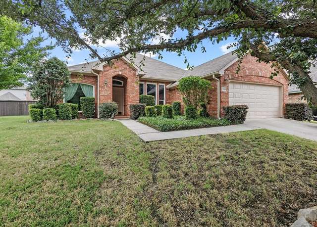 Property at 2009 Lake Fork Ct, Denton, TX 76210, 4 beds, 2 baths