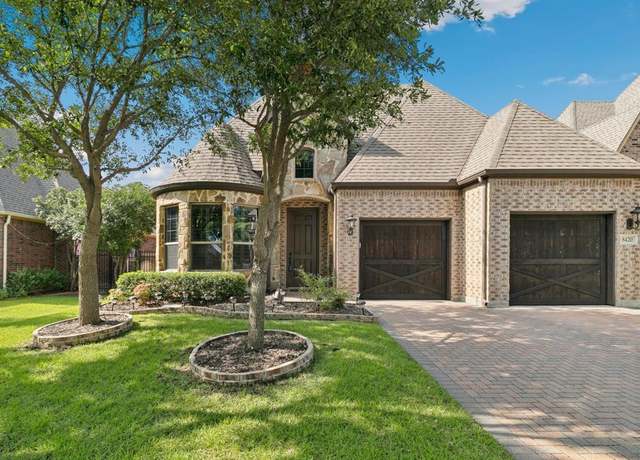 Property at 8420 Town Walk Dr, North Richland Hills, TX 76182, 3 beds, 2 baths
