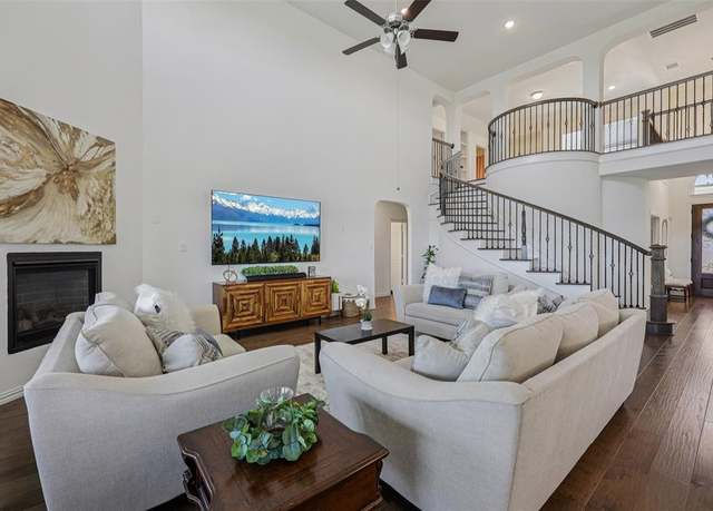 Property at 513 Westwood Way Dr, Haslet, TX 76052, 5 beds, 3.5 baths