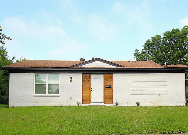 Property at 1825 Grove Cir, Mesquite, TX 75149, 3 beds, 2 baths