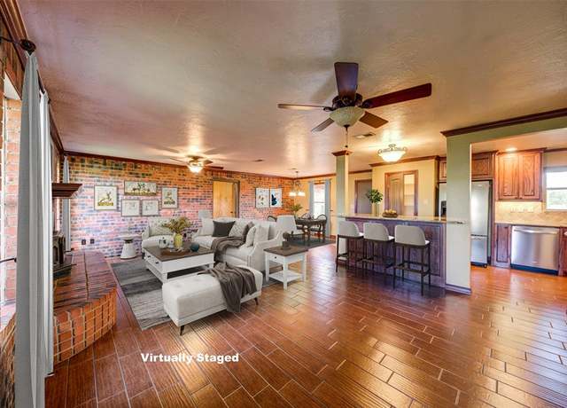 Property at 551 County Road 3390, Paradise, TX 76073, 3 beds, 2 baths