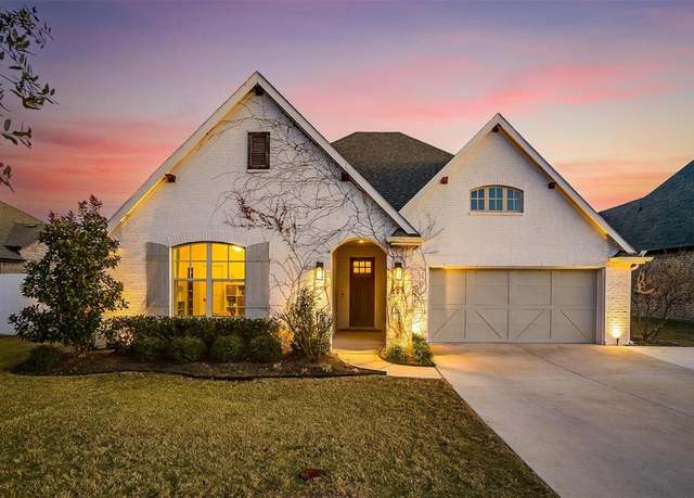 Property at 587 Point Vista Dr, Aledo, TX 76008, 5 beds, 4.5 baths