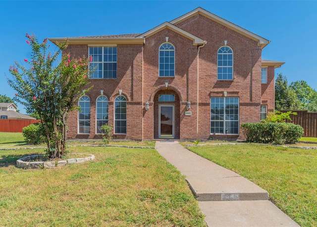 Property at 2923 Beau Dr, Mesquite, TX 75181, 5 beds, 4 baths