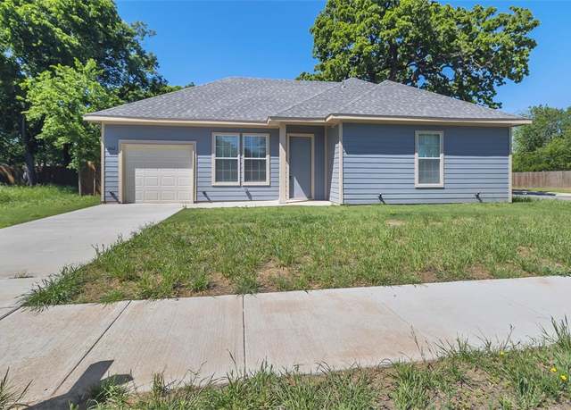 Property at 502 S 3rd St, Bonham, TX 75418, 3 beds, 2 baths