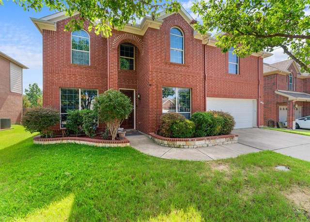 Property at 4924 Marsh Harrier Ave, Grand Prairie, TX 75052, 4 beds, 2.5 baths