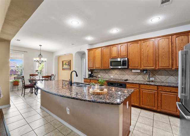 Property at 4924 Marsh Harrier Ave, Grand Prairie, TX 75052, 4 beds, 2.5 baths