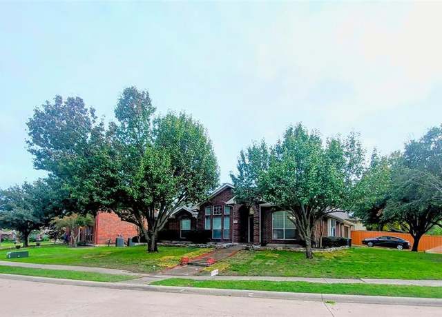 Property at 340 Thomas Dr, Murphy, TX 75094, 4 beds, 3 baths