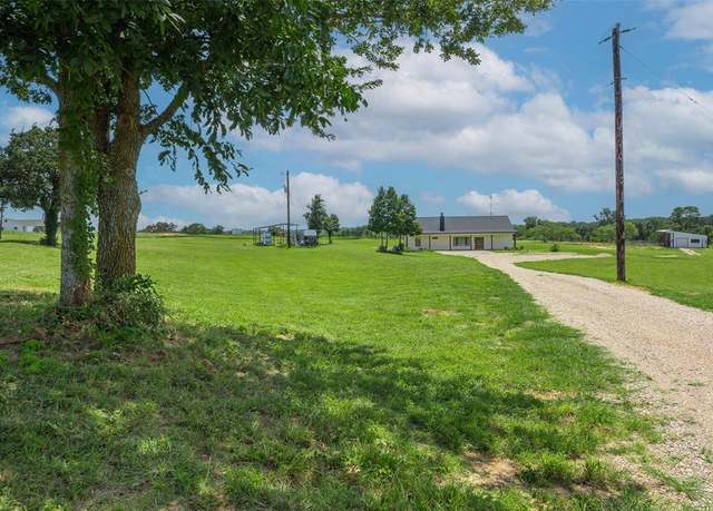 Property at 800 Fox Rd, Millsap, TX 76066, 3 beds, 2 baths