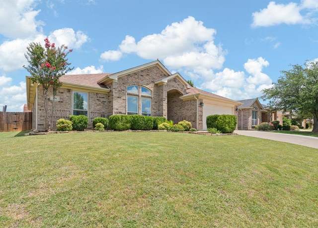 Property at 406 Nutmeg, Burleson, TX 76028, 4 beds, 2 baths