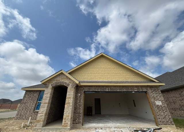 Property at 2101 Kelva Dr, Fort Worth, TX 76052, 4 beds, 2 baths