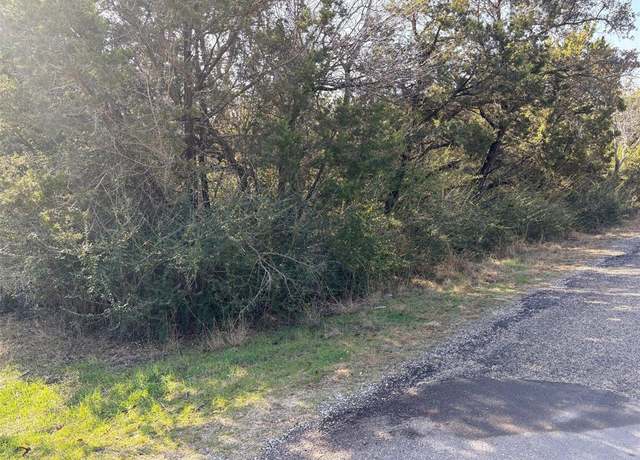 Property at 2803 Pinoak St, Granbury, TX 76048
