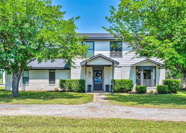 Property at 1276 County Road 260, Gainesville, TX 76240, 4 beds, 3.5 baths