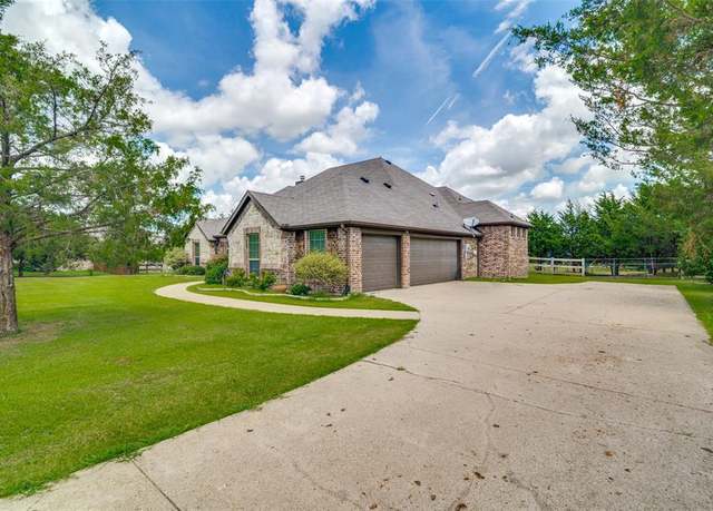 Property at 1427 Streetman Rd, Royse City, TX 75189, 5 beds, 3 baths