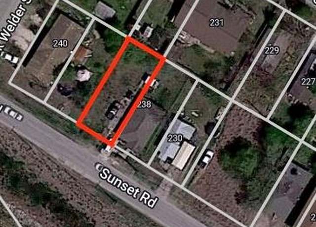 Property at 238 Sunset St, Gregory, TX 78359