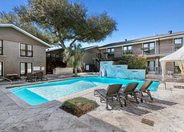 Property at 10211 Regal Oaks Dr #121, Dallas, TX 75230, 2 beds, 1.5 baths