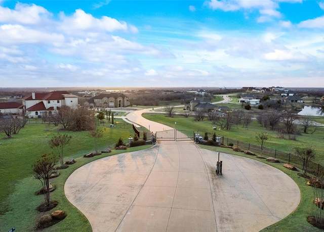 Property at 3127 Sanctuary Dr, Grand Prairie, TX 75104