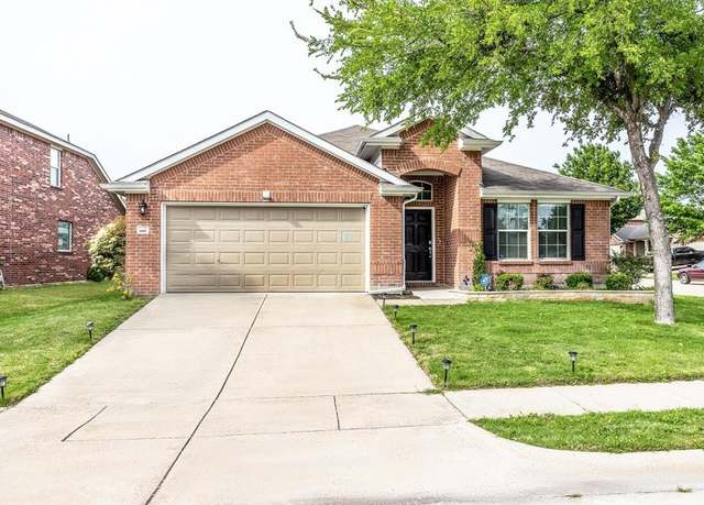 Property at 1017 Fredonia Dr, Forney, TX 75126, 3 beds, 2 baths