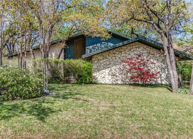 Property at 2911 Nottingham Dr, Denton, TX 76209, 4 beds, 2 baths
