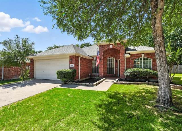 Property at 3002 Blake St, Corinth, TX 76210, 3 beds, 2 baths