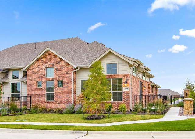 Property at 628 Oakridge Dr, Wylie, TX 75098, 2 beds, 2 baths