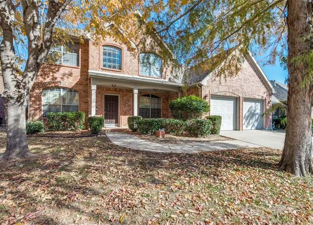 Property at 6864 Shoreway Dr, Grand Prairie, TX 75054, 5 beds, 3.5 baths