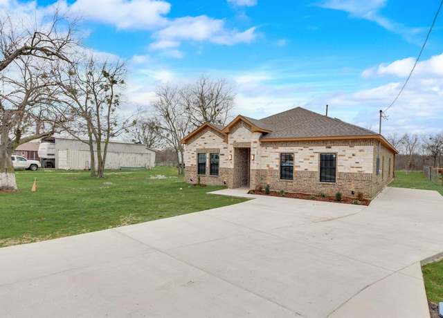 Property at 202 N Edward St, Quinlan, TX 75474, 5 beds, 3 baths