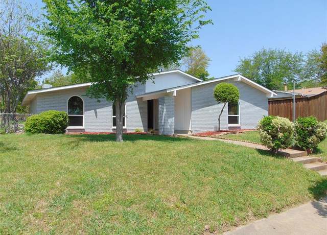 Property at 3301 Meadow Oaks Dr, Garland, TX 75043, 4 beds, 2 baths