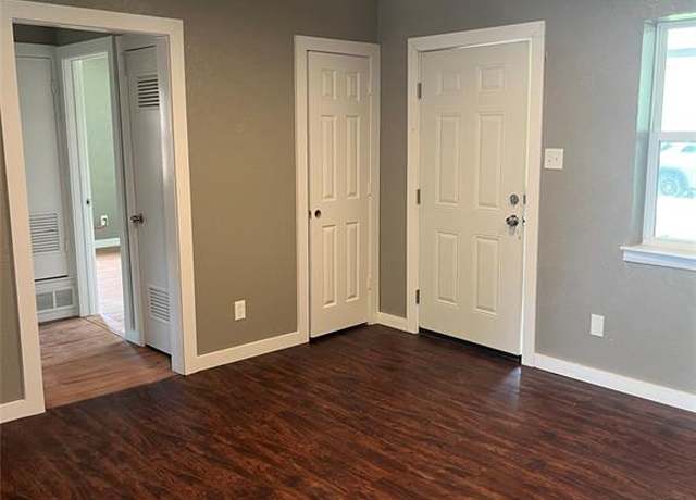 Property at 1323 Juanita St, Mesquite, TX 75149, 3 beds, 1.5 baths