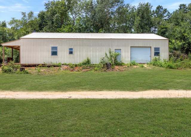 Property at 747 Fcr #301, Oakwood, TX 75855, 3 beds, 2 baths