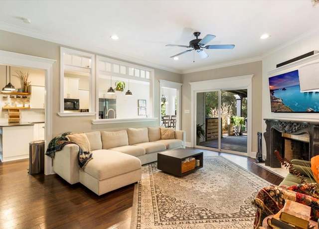Property at 19577 Dove Ridge Ln, Lindale, TX 75771, 5 beds, 3.5 baths