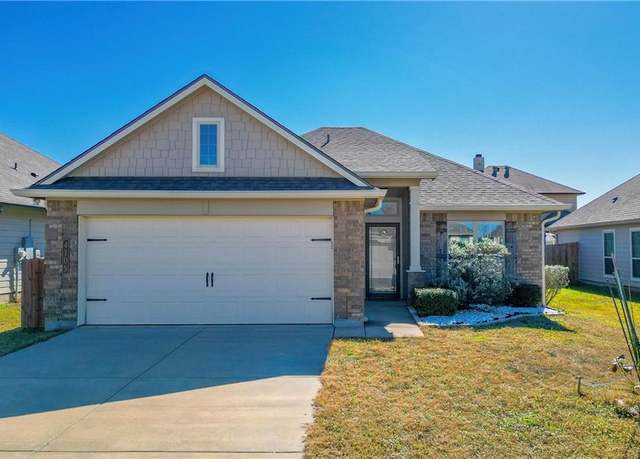 Property at 4105 Riata Ranch Rd, Waco, TX 76705, 3 beds, 2 baths