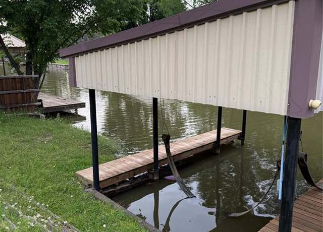 Property at 7425 Hickey Rd, Azle, TX 76020, 2 beds, 2 baths