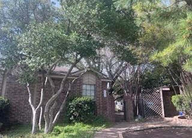 Property at 452 Little Valley Ct, Fort Worth, TX 76108, 4 beds, 2 baths