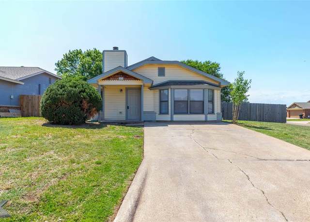 Property at 3833 Dana Ct, Abilene, TX 79606, 4 beds, 2 baths