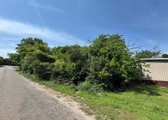 Property at 3802 Horseshoe Trl, Granbury, TX 76048