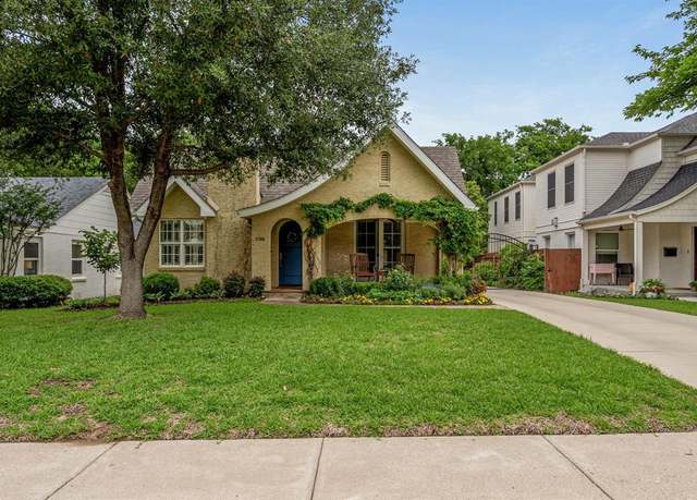 Property at 3766 W 4th St, Fort Worth, TX 76107, 3 beds, 2.5 baths
