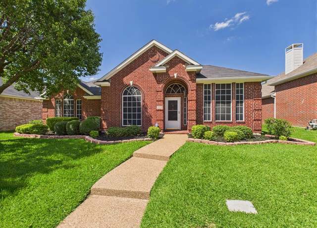 Property at 1197 Pleasant Oaks Dr, Lewisville, TX 75067, 3 beds, 2 baths