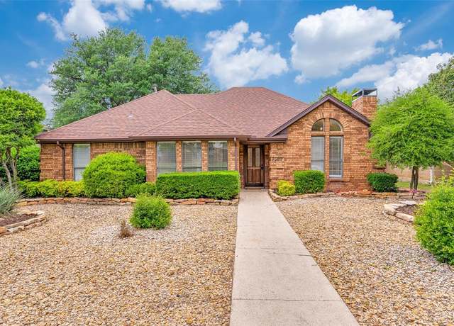 Property at 7581 Kings Ridge Rd, Frisco, TX 75035, 3 beds, 2 baths