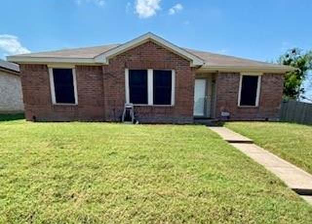 Property at 2472 Mallory Ln, Lancaster, TX 75134, 4 beds, 2 baths