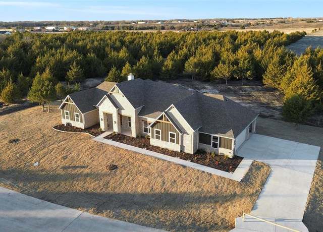 Property at 735 Evergreen, Nevada, TX 75173, 4 beds, 3 baths