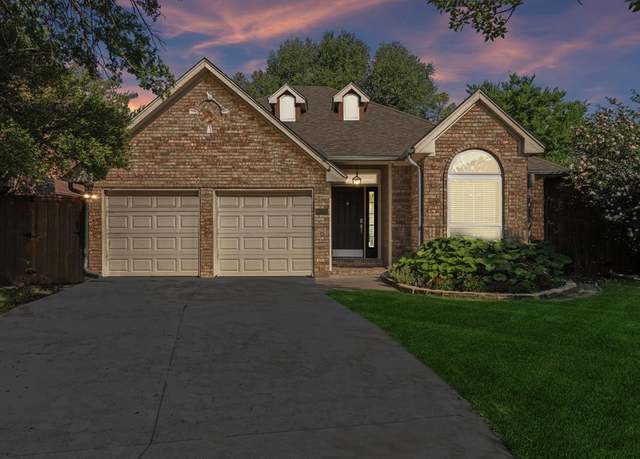 Property at 9005 Cumberland Dr, Irving, TX 75063, 3 beds, 2 baths