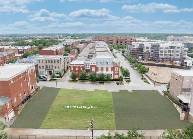 Property at 215 Park Ridge Blvd, Southlake, TX 76092