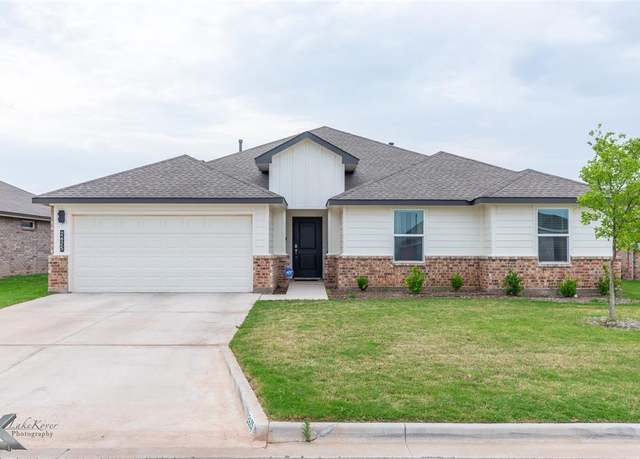 Property at 2625 Republic Ave, Abilene, TX 79601, 4 beds, 2 baths