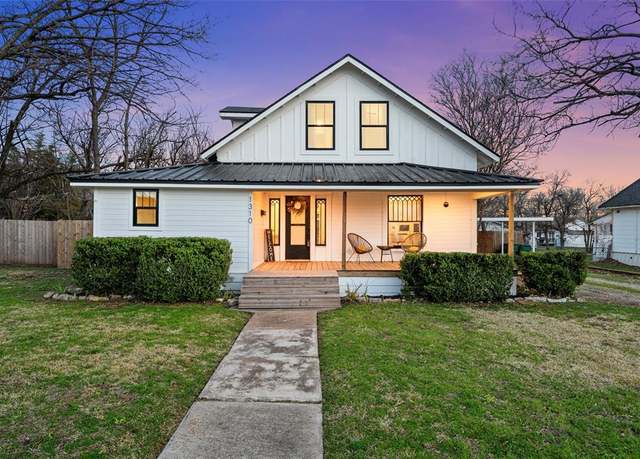 Property at 1310 E Texas Ave, Mart, TX 76664, 3 beds, 2 baths
