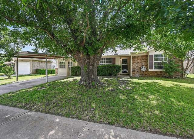 Property at 5605 Santa Fe Trl, Haltom City, TX 76148, 4 beds, 2 baths