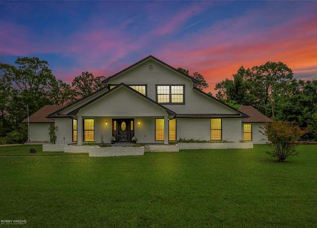 Property at 4131 Waller Dr, Shreveport, LA 71119, 4 beds, 3 baths
