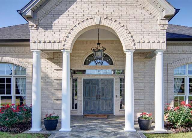 Property at 1706 Kiowa, Graham, TX 76450, 4 beds, 3.5 baths